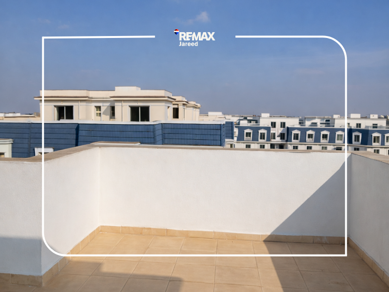 Sky Loft in Mountain View October Park – Roof & Terrace