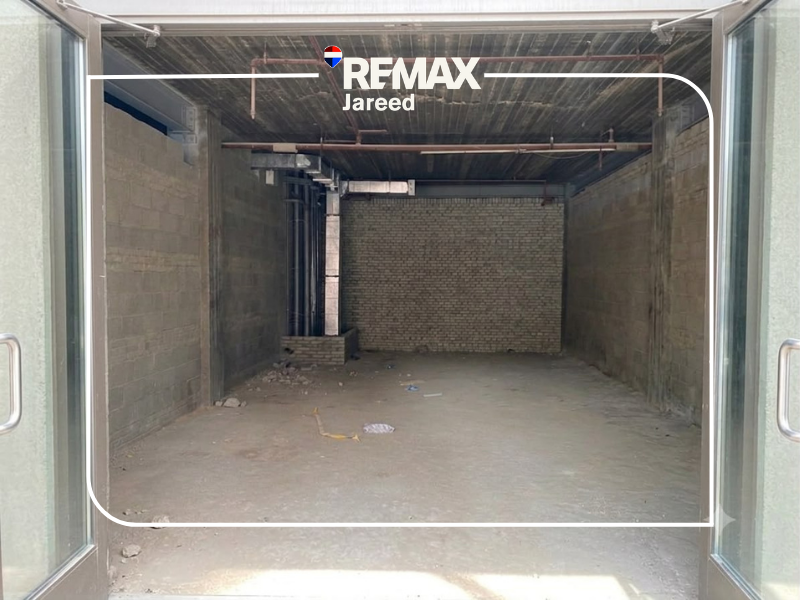 Shop 96m for rent in Walk of Cairo Sheikh Zayed