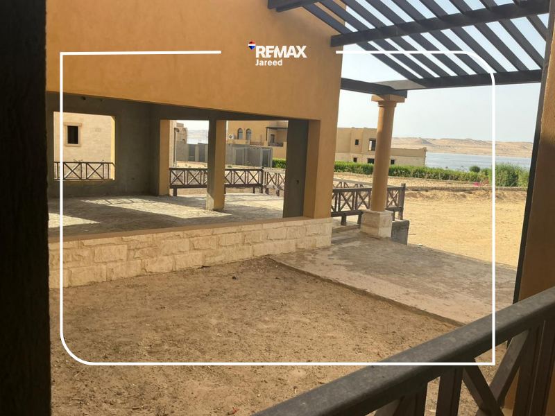 First-Row Standalone Villa on Lake Qarun – Byoum Orascom Resort