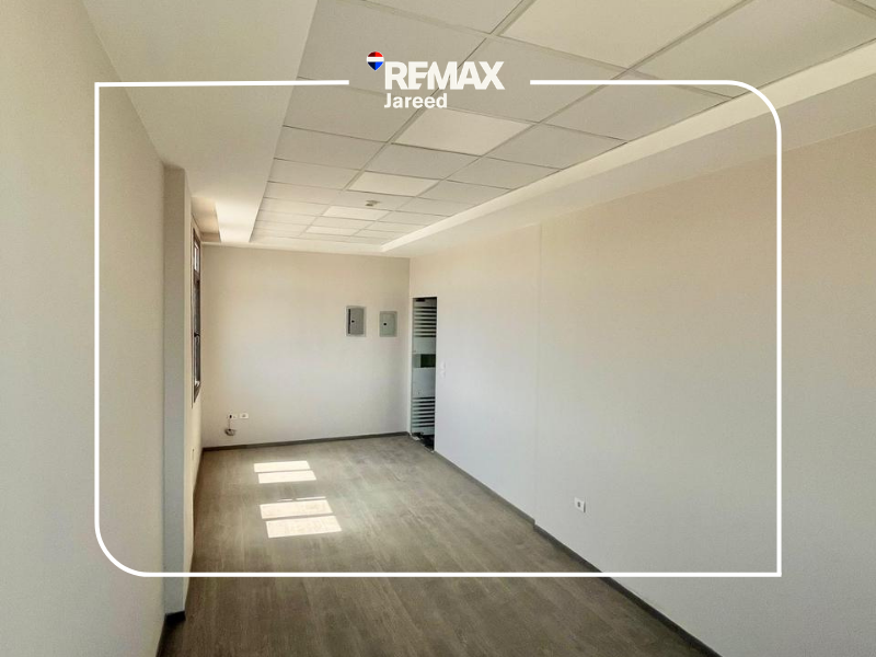 Modern Medical Clinic in West Park Mall, Sheikh Zayed