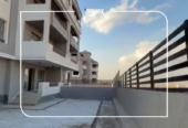 Apartment with a large private garden in Khamayel Heights