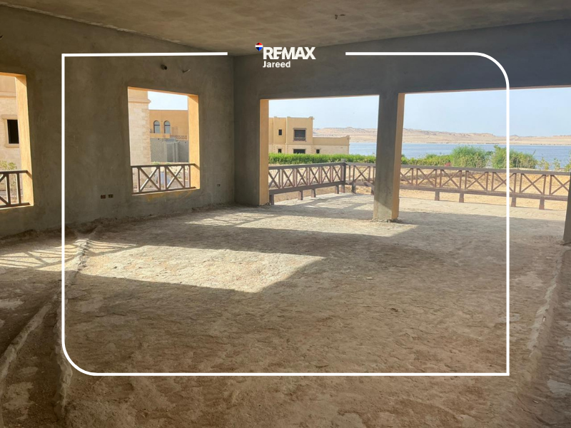 First-Row Standalone Villa on Lake Qarun – Byoum Orascom Resort