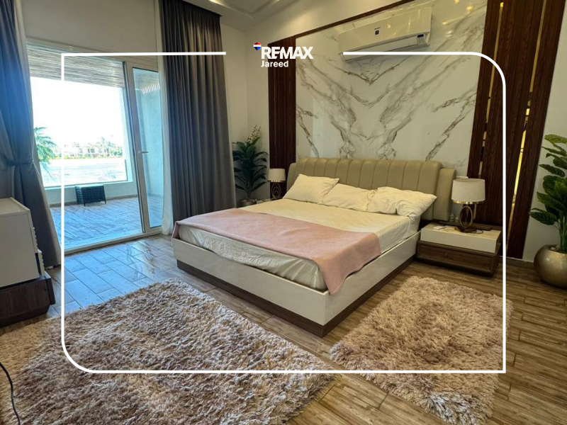 First Row on the Sandy Lagoon in Marina 6 – Private Beach