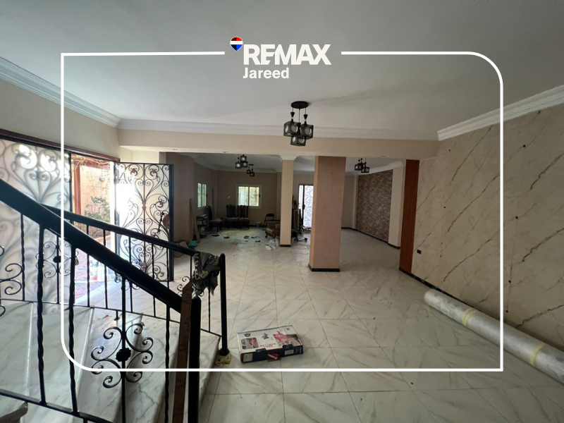 Luxury Duplex for Rent in 7th District, Sheikh Zayed