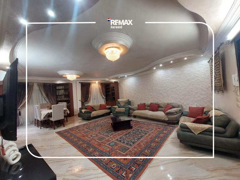 Sheikh Zayed – 7th District, inside a quiet and upscale mini compound