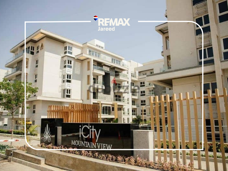 Mountain View iCity (Club Park), with ACs & Kitchen