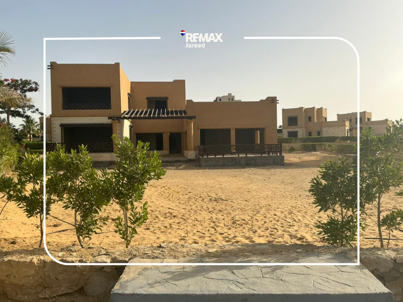 First-Row Standalone Villa on Lake Qarun – Byoum Orascom Resort