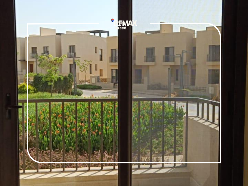 Townhouse for rent in O West Orascom Compound