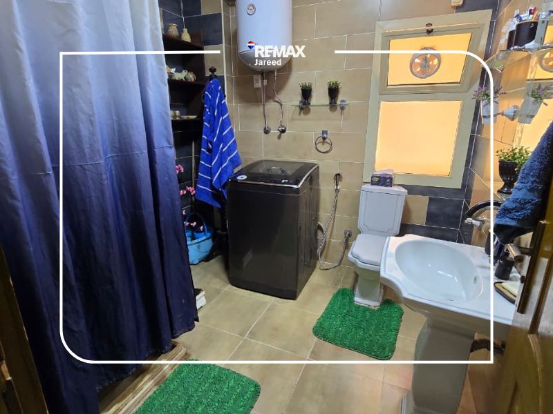 Apartment with Private Garden for sale – 10th District, Sheikh Zayed
