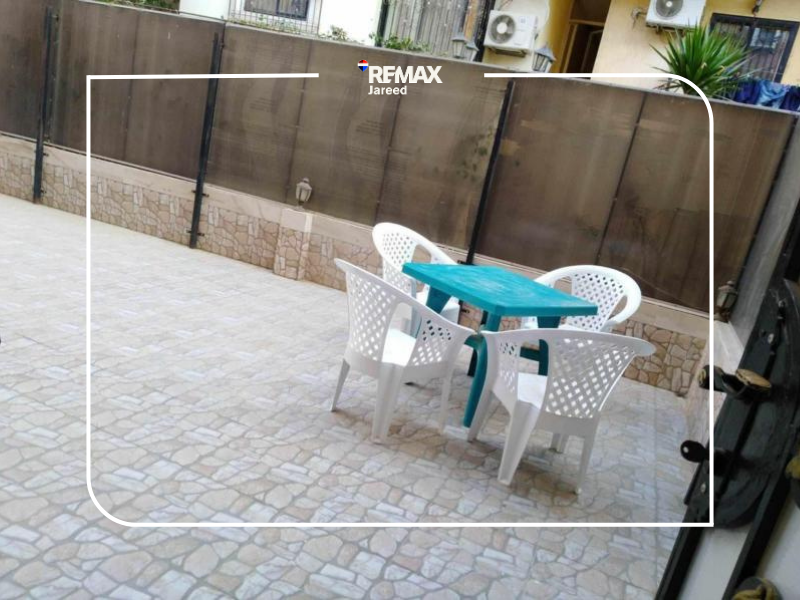 Sheikh Zayed – 7th District, inside a quiet and upscale mini compound
