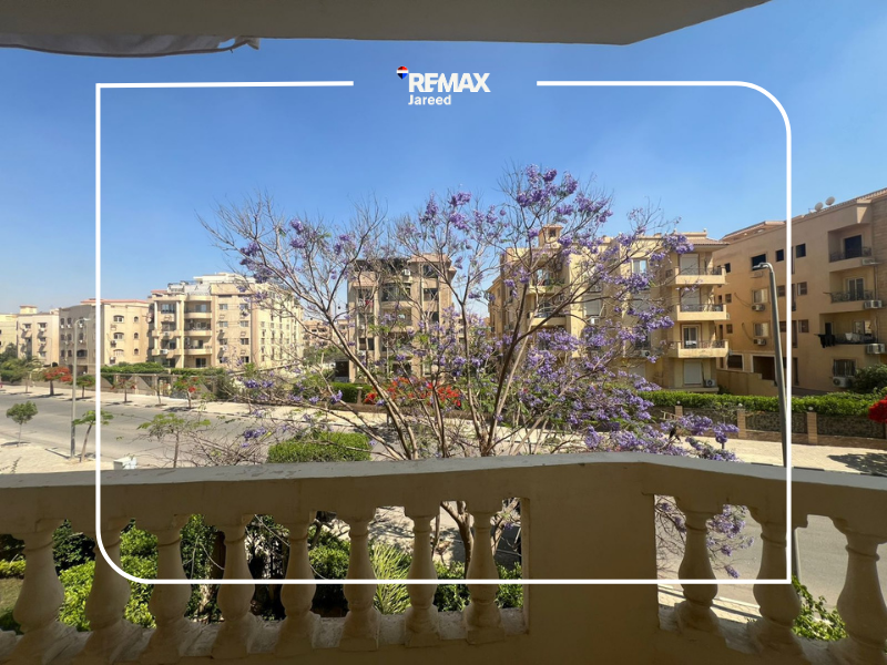 Apartment with ACs & kitchen in Beverly Hills, El Sheikh Zayed
