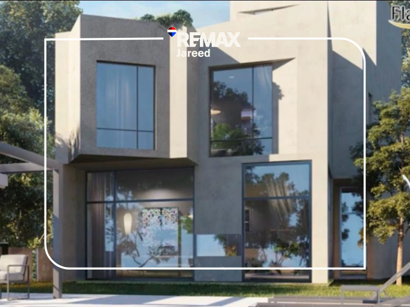 Ready to Move Townhouse (Mazoni Type) in Prive Gates Sheikh Zayed