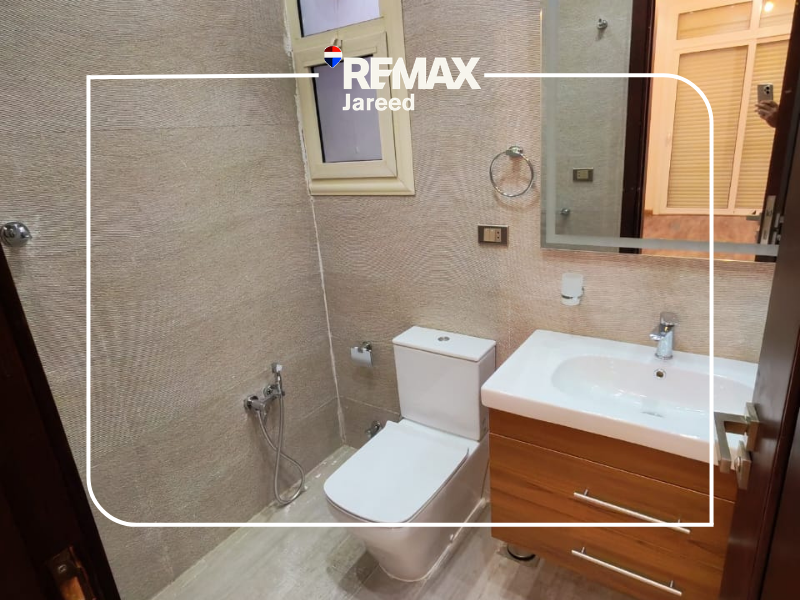 Twinhouse for rent in Nyoum compound, 6 October City