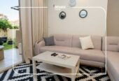 Apartment in The Address Sheikh Zayed, a private garden
