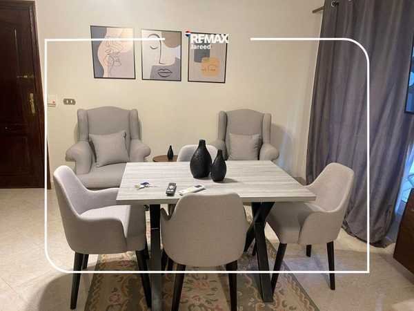 Apartment with a private garden in Hadayeq El Mohandseen Compound