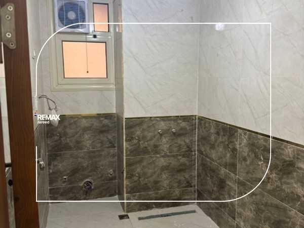 Apartment in Morouj Compound, front of Mall of Arabia