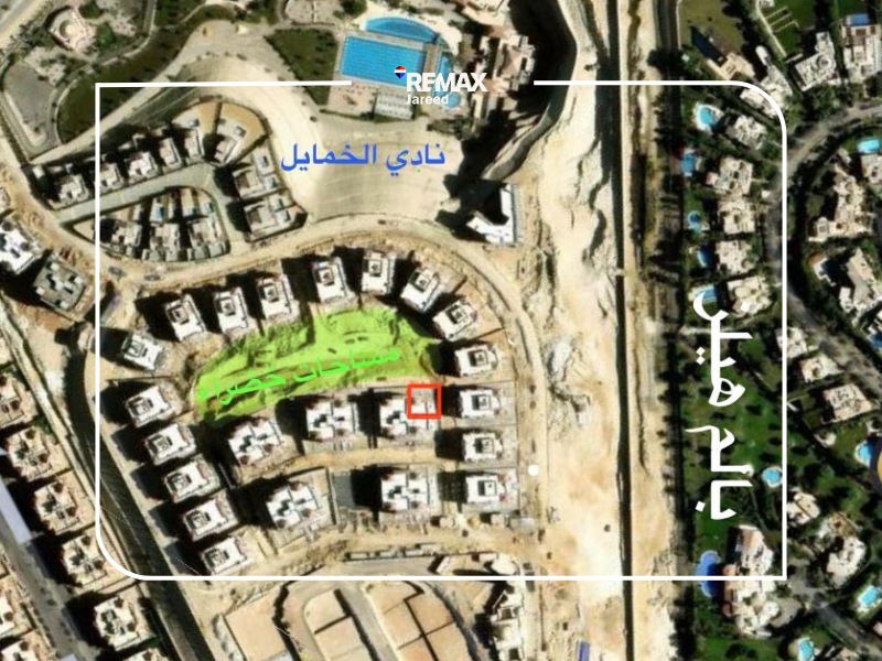 Apartment with a large private garden in Khamayel Heights