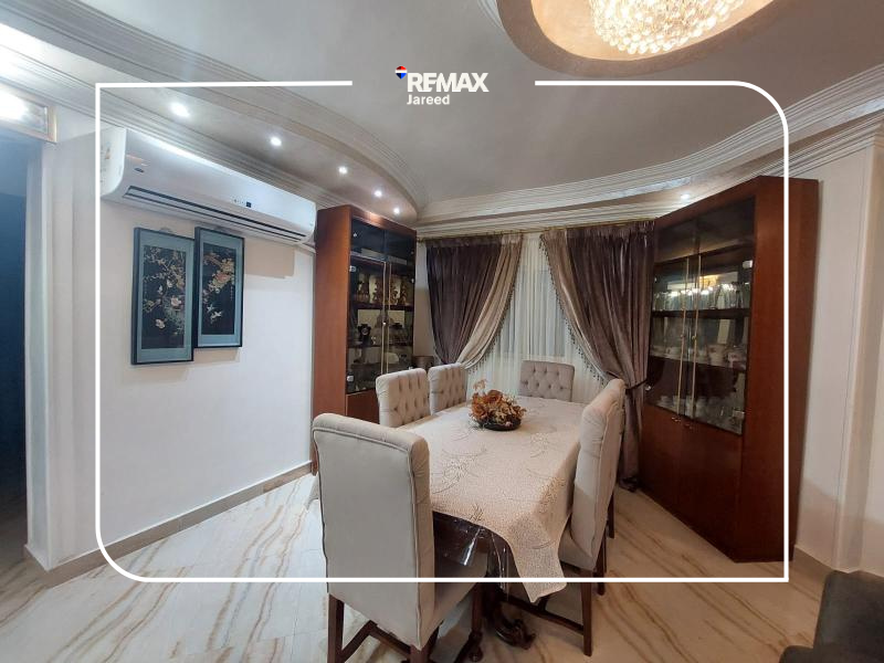 Sheikh Zayed – 7th District, inside a quiet and upscale mini compound