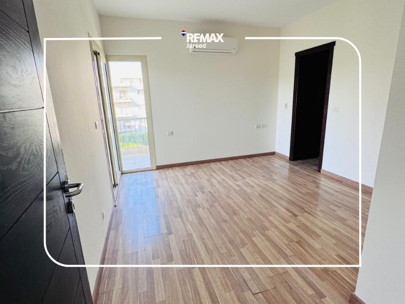 Modern Apartment in The Address, Sheikh Zayed – Open View