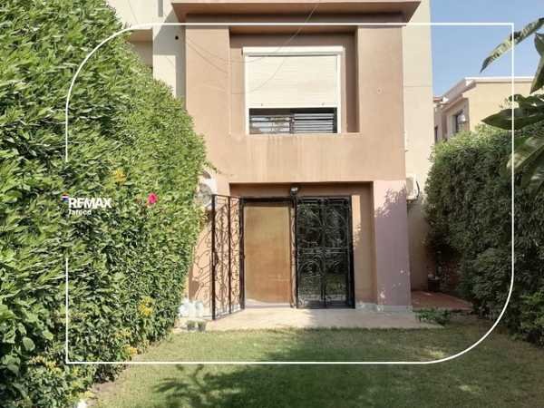 Duplex with a private garden in CASA Sheikh Zayed
