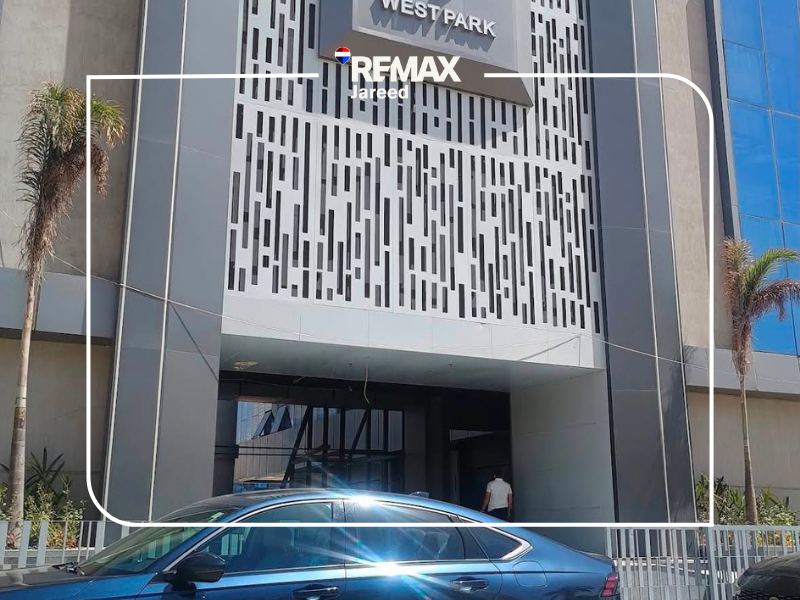 Modern Medical Clinic in West Park Mall, Sheikh Zayed