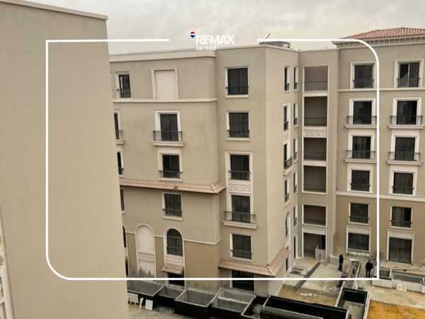 Luxurious penthouse in Village West Sheikh Zayed, West Cairo
