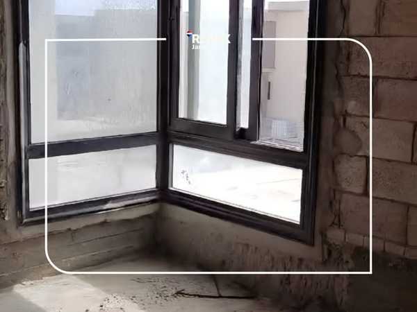 Corner Townhouse in Badya Palm Hills – garden view