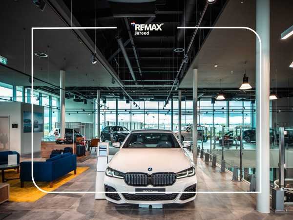 Direct to 26 July area 100-3000m Showroom for rent