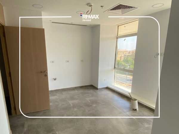 Clinic for rent in Centrada Plaza, Juhayna Square