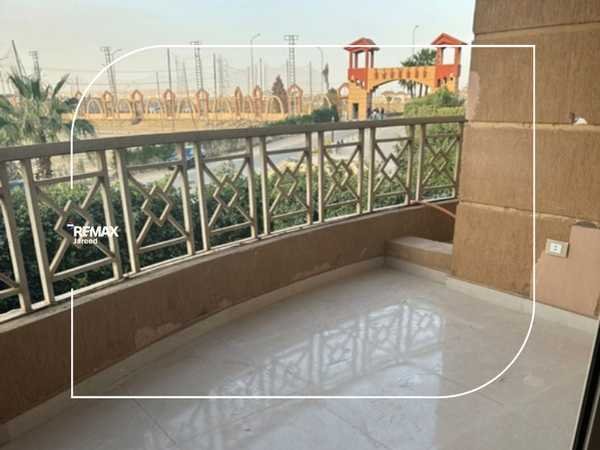 Apartment in Morouj Compound, front of Mall of Arabia