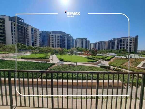 ZED West Sheikh Zayed, in the towers with a prime view