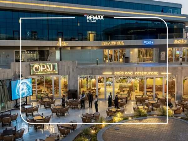 Clinic for rent in Centrada Plaza, Juhayna Square