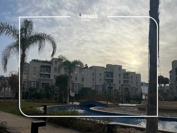 luxurious penthouse in October Plaza by Sodic