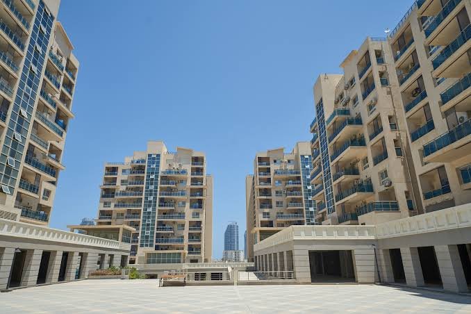 City Edge – Downtown Commercial