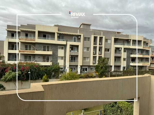 Zayed Regency compounds with pool view
