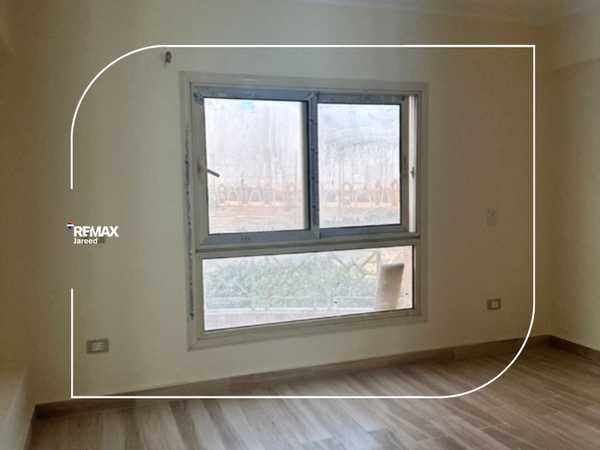Apartment in Morouj Compound, front of Mall of Arabia