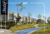 Corner Townhouse in Badya Palm Hills – garden view